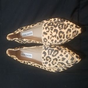 Steve Madden calf hair leopard loafer